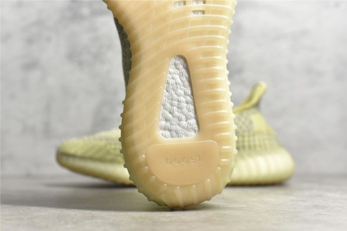 Yeezy 350 Boost V2 shoes XM 053 03