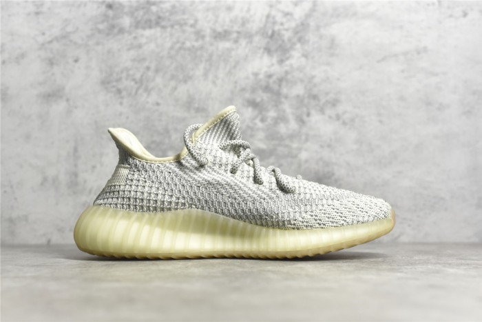 Yeezy 350 Boost V2 shoes XM 053 04