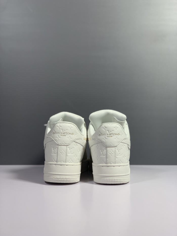 LouisVuitton x Air Force 1 shoes XM 093 02