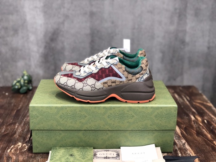 GUCCI Rhyton shoes 002 XM 043