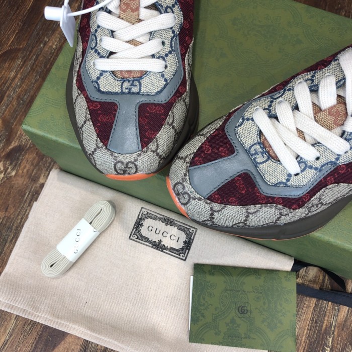 GUCCI Rhyton shoes 002 XM 043