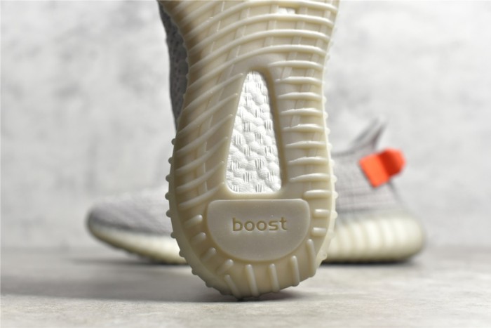 Yeezy 350 Boost V2 shoes XM 053 03