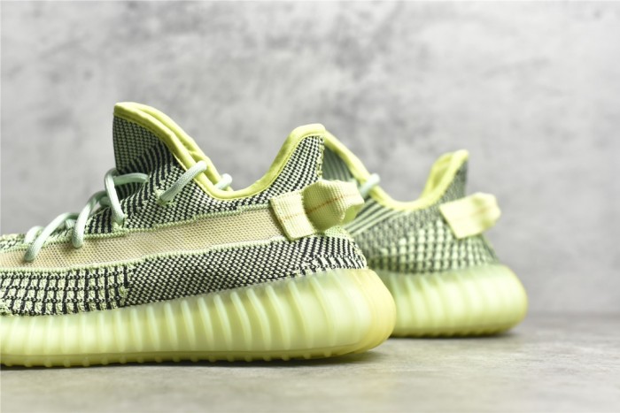 Yeezy 350 Boost V2 shoes XM 053 04