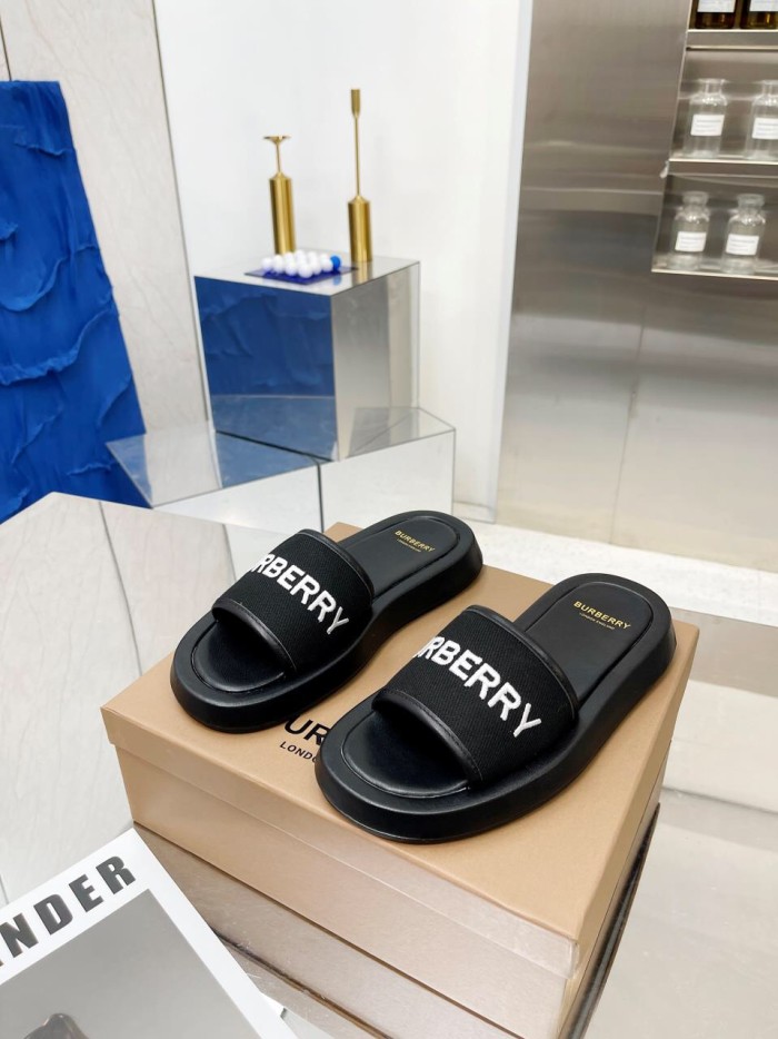 Burberry shoes 004 XM 081