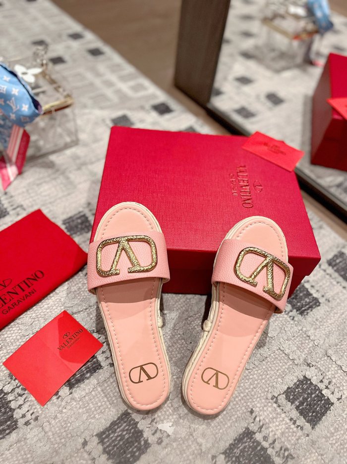 Valentino shoes 011 XM 042