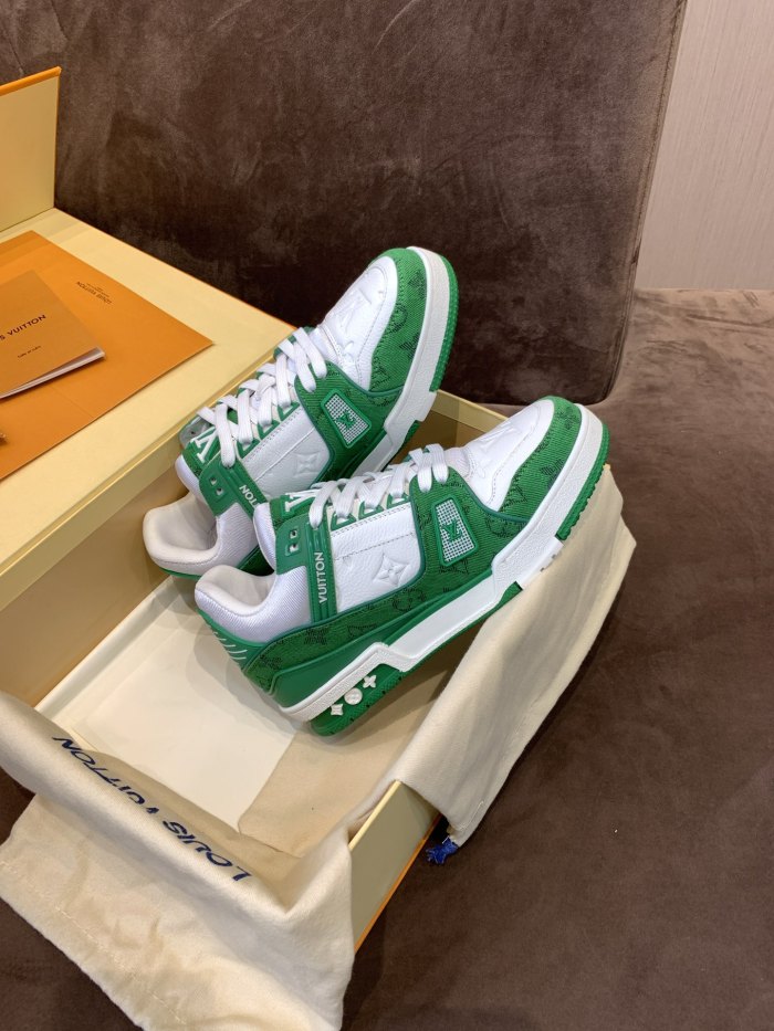 LV 001 Casual shoes XM 024