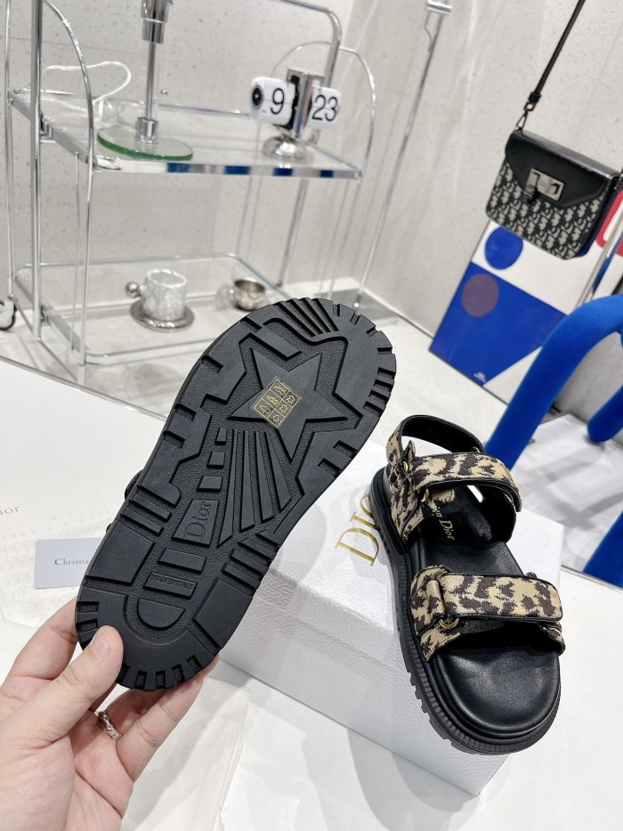 Dior shoes 012 XM 052