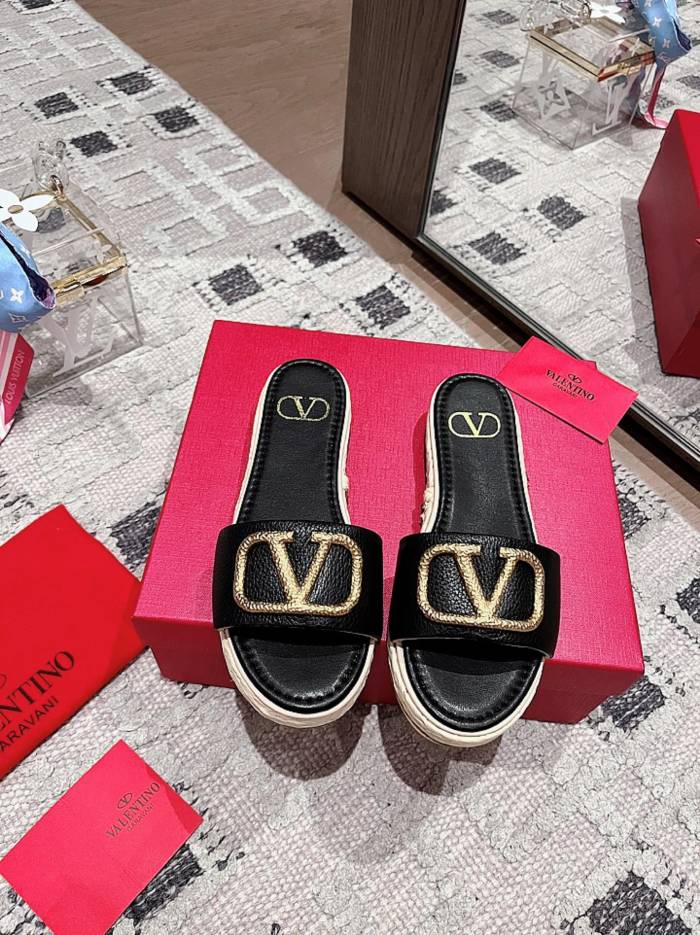 Valentino shoes 011 XM 042