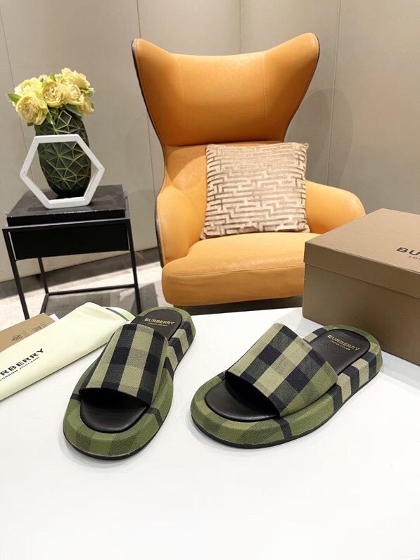 Burberry shoes 004 XM 081