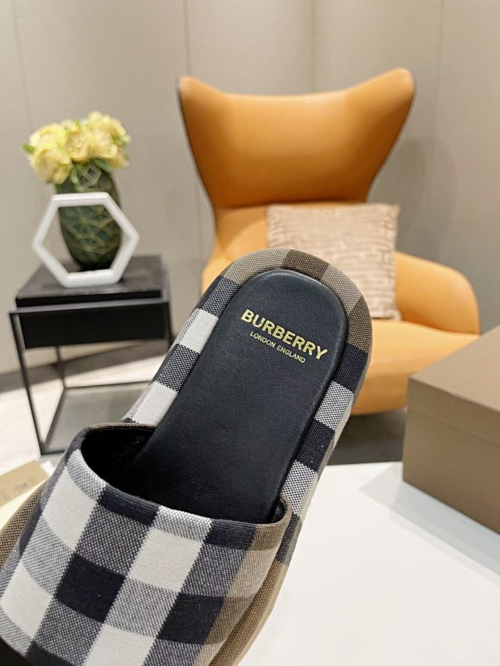 Burberry shoes 004 XM 081