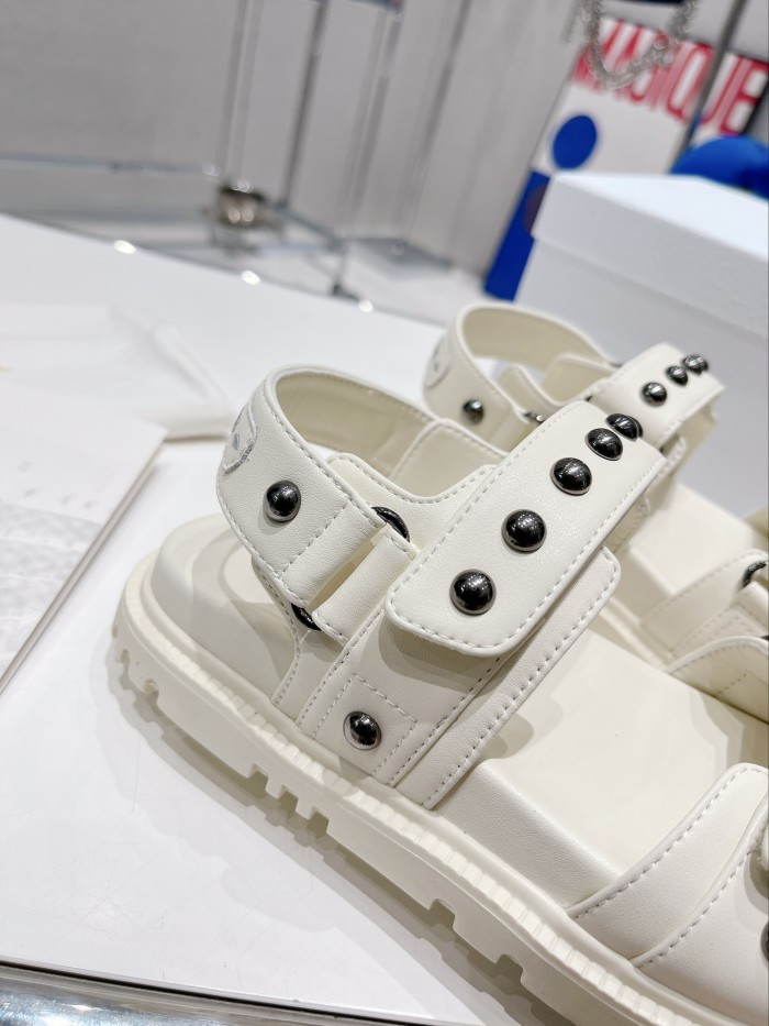 Dior shoes 011 XM 062