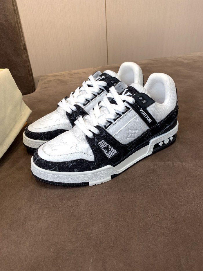 LV 001 Casual shoes XM 024