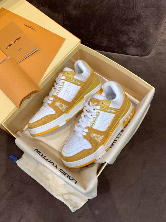 LV 001 Casual shoes XM 024
