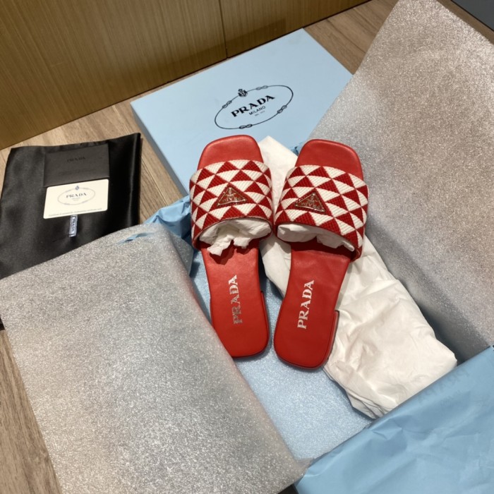 Prada shoes 025 XM 012
