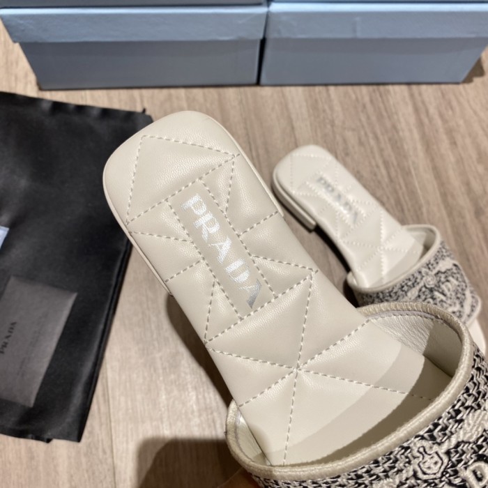 Prada shoes 024 XM 012