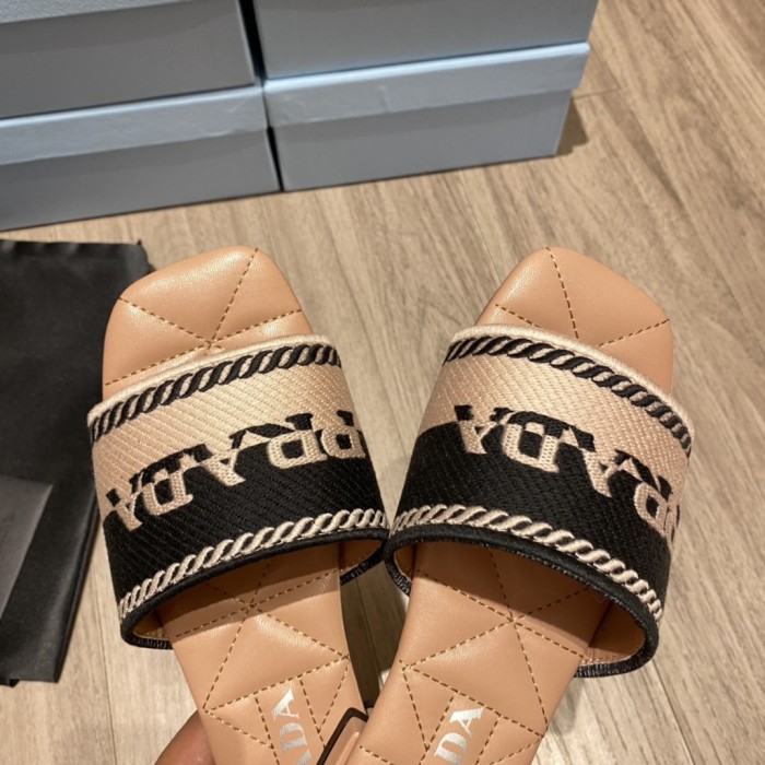 Prada shoes 024 XM 012