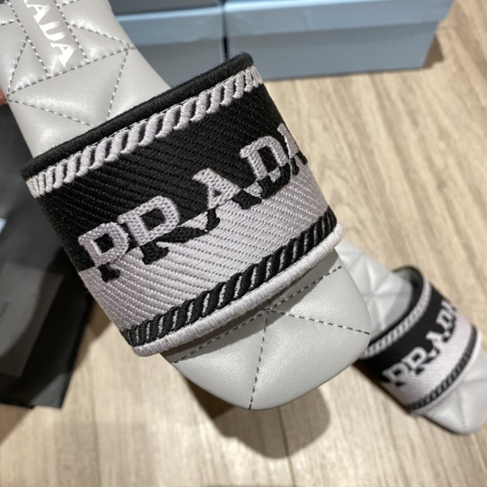 Prada shoes 024 XM 012