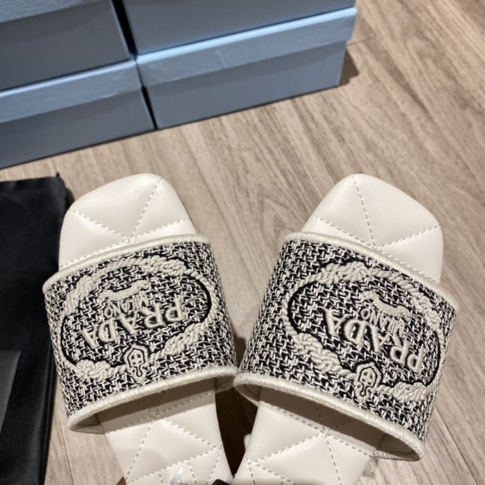 Prada shoes 024 XM 012
