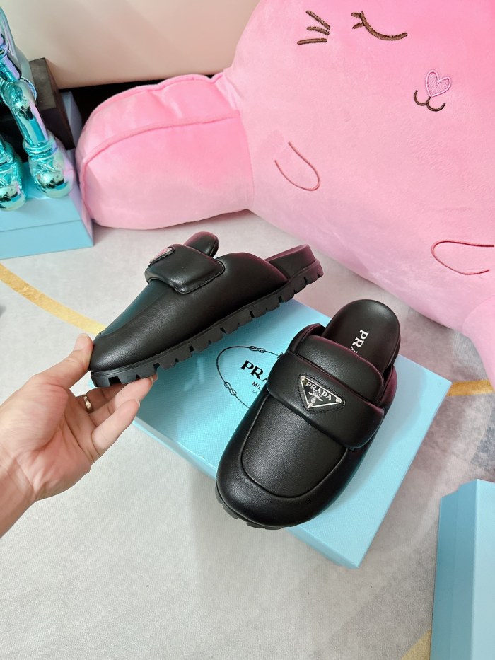 Prada shoes 021 XM 092