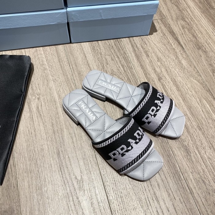 Prada shoes 024 XM 012