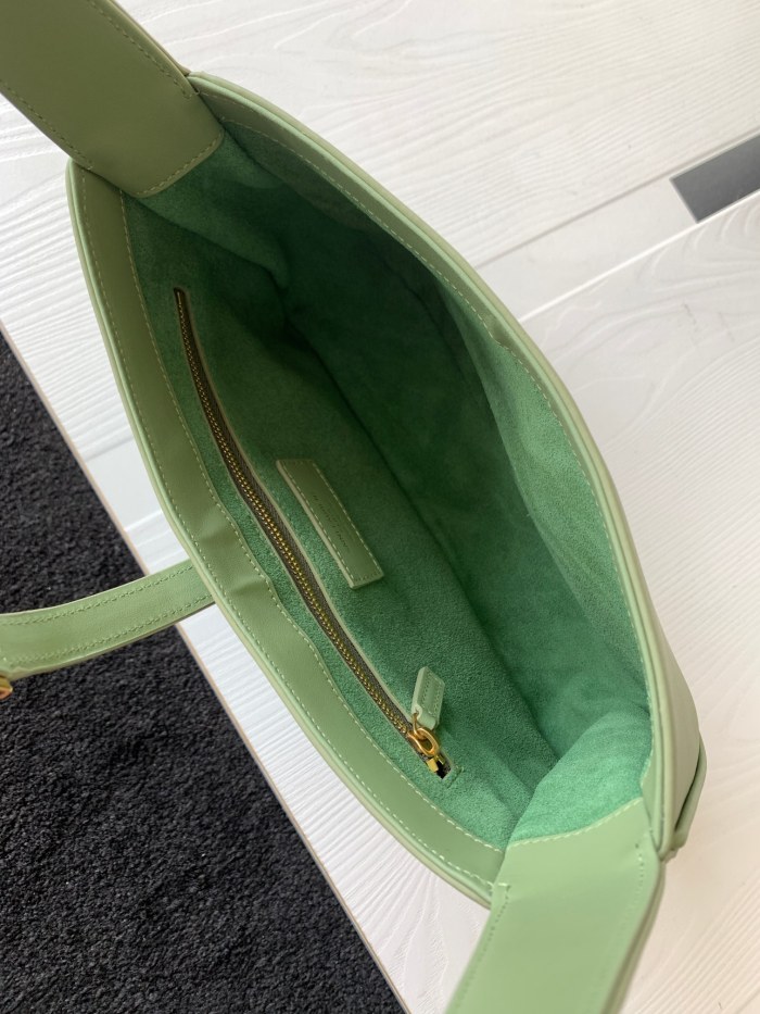 YSL LE 5 À 7 Smooth leather HOBO shoulder bag 657228 24.5CM