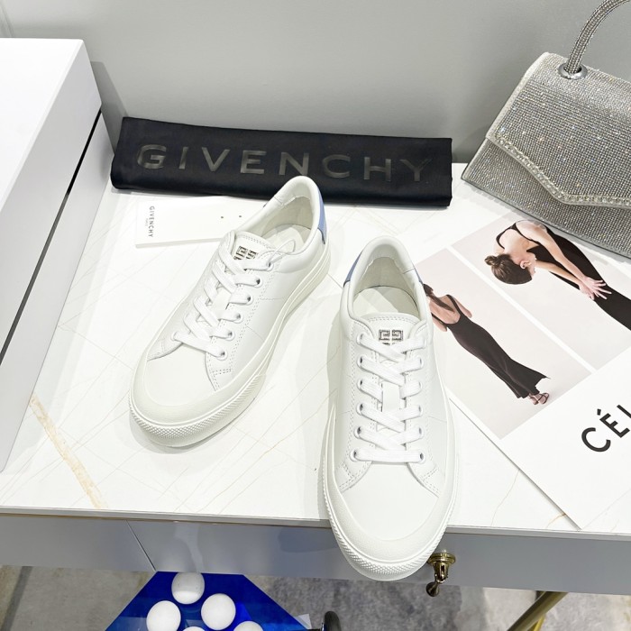 GIVENCHY 007 Casual shoes XM 003