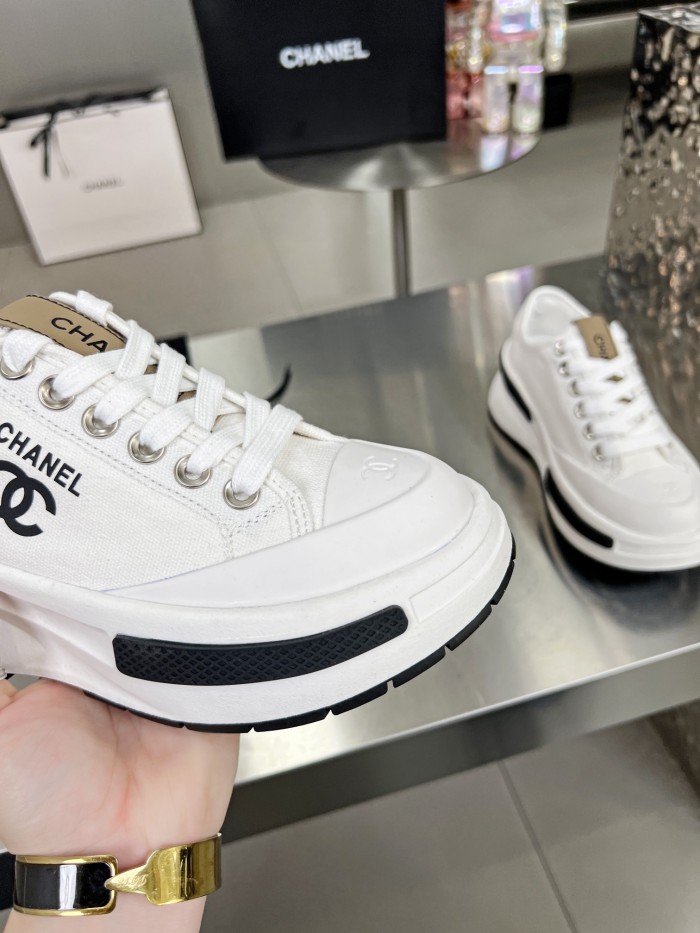 Chanel 004 Casual shoes XM 042