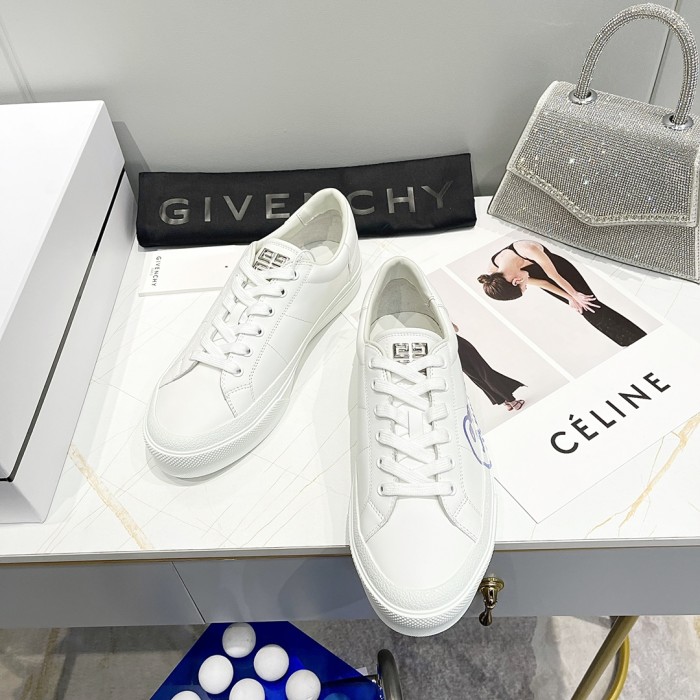 GIVENCHY 004 Casual shoes XM 023