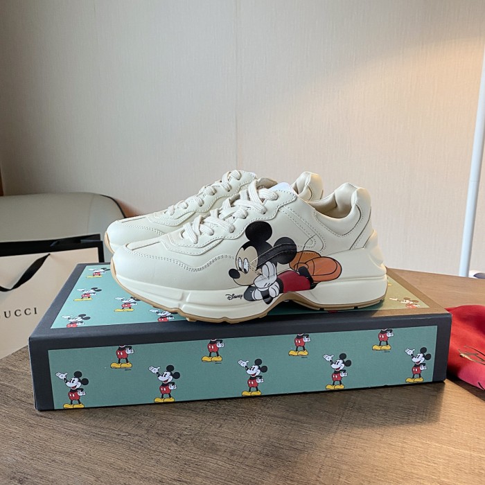 Gucci 003 Casual shoes XM 063 02