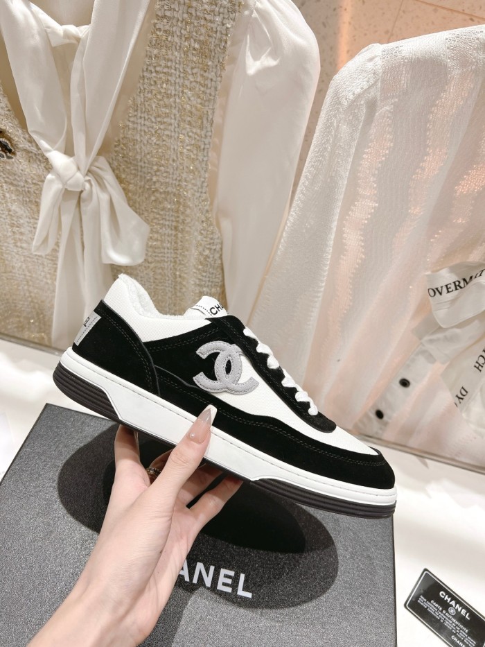Chanel 002 Casual shoes XM 062