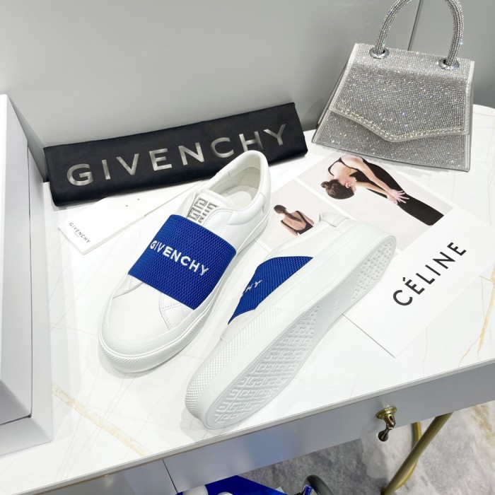 GIVENCHY 002 Casual shoes XM 003 02