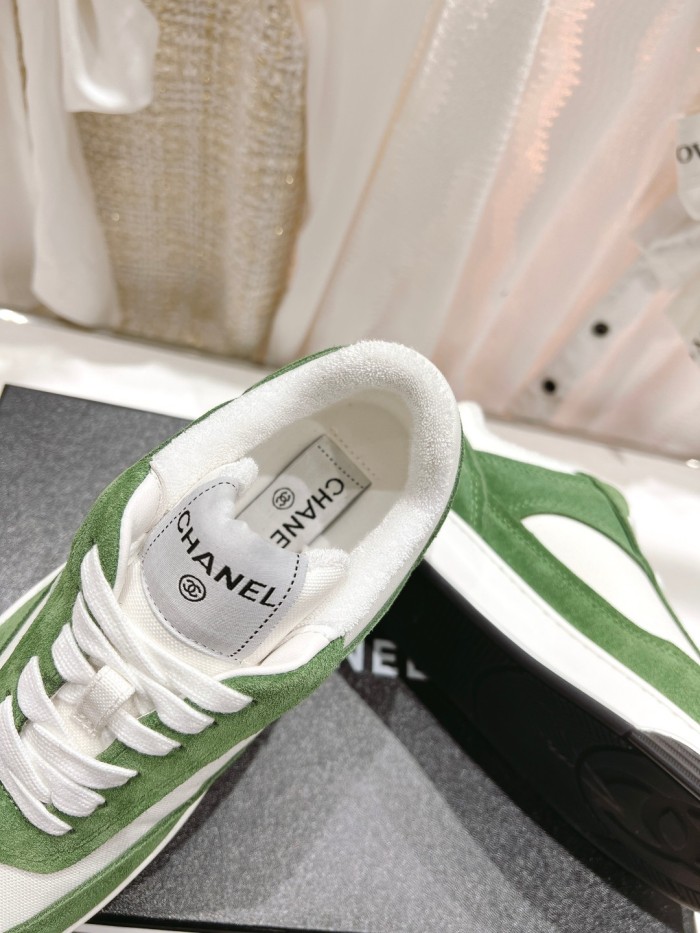 Chanel 002 Casual shoes XM 062