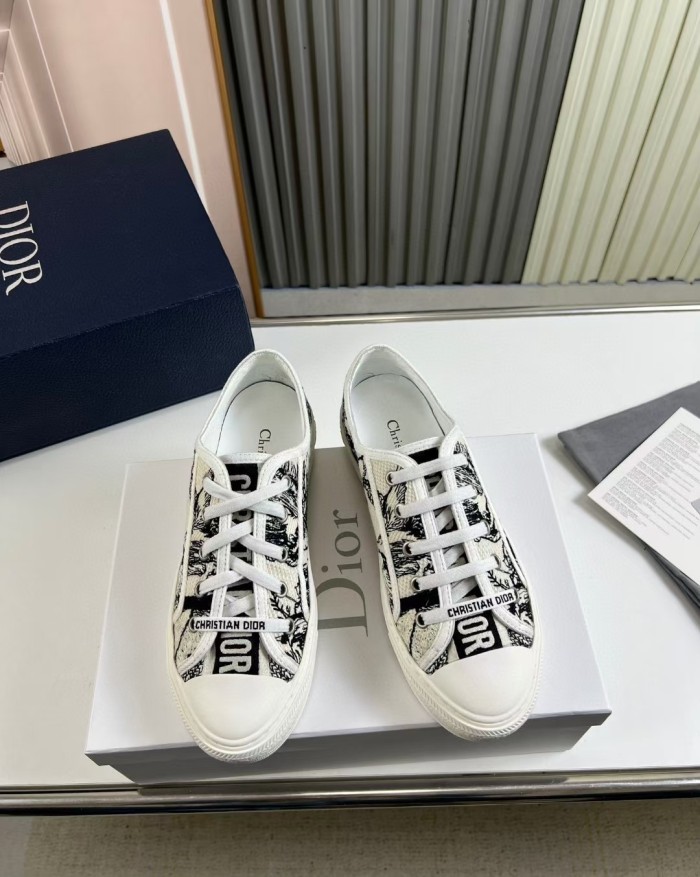 Dior 004 Casual shoes XM 052