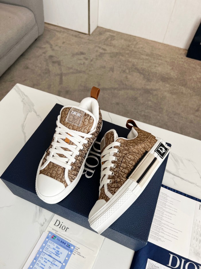Dior 003 Casual shoes XM 072