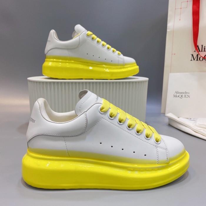 Alexander McQUEEN 001 Casual shoes XM 063