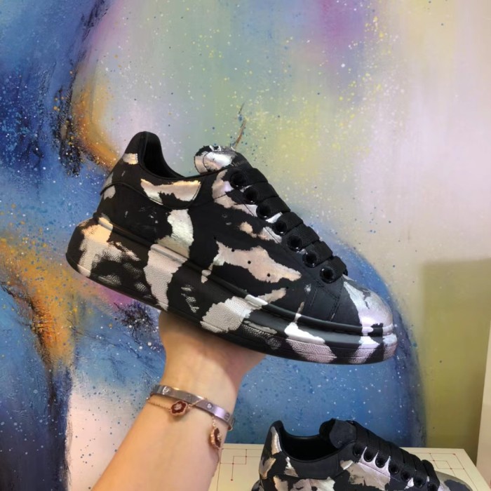Alexander McQUEEN 002 Casual shoes XM 063 02
