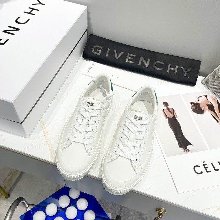 GIVENCHY 007 Casual shoes XM 003