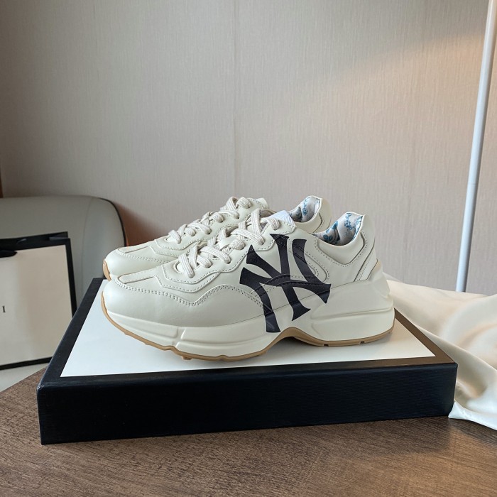 Gucci 003 Casual shoes XM 063 01