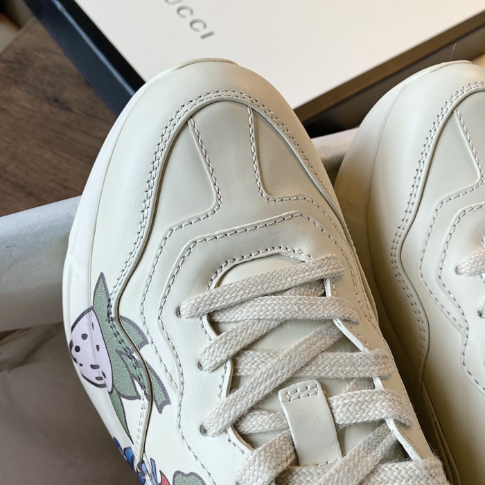 Gucci 003 Casual shoes XM 063 01