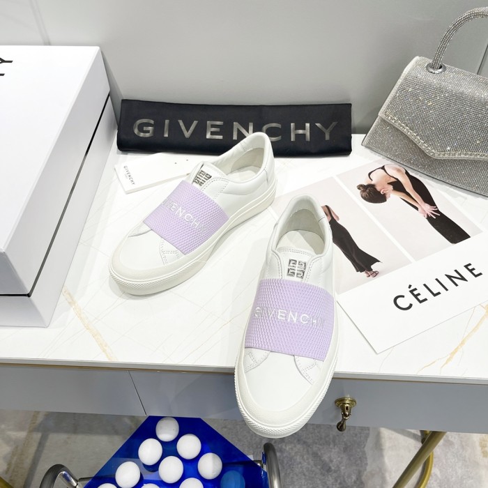GIVENCHY 002 Casual shoes XM 003 02