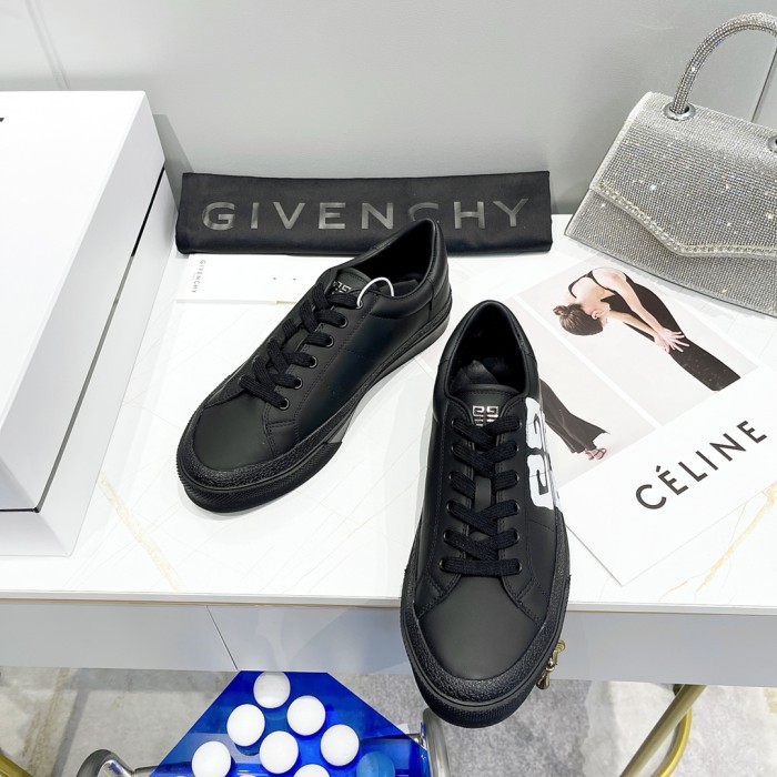 GIVENCHY 005 Casual shoes XM 023