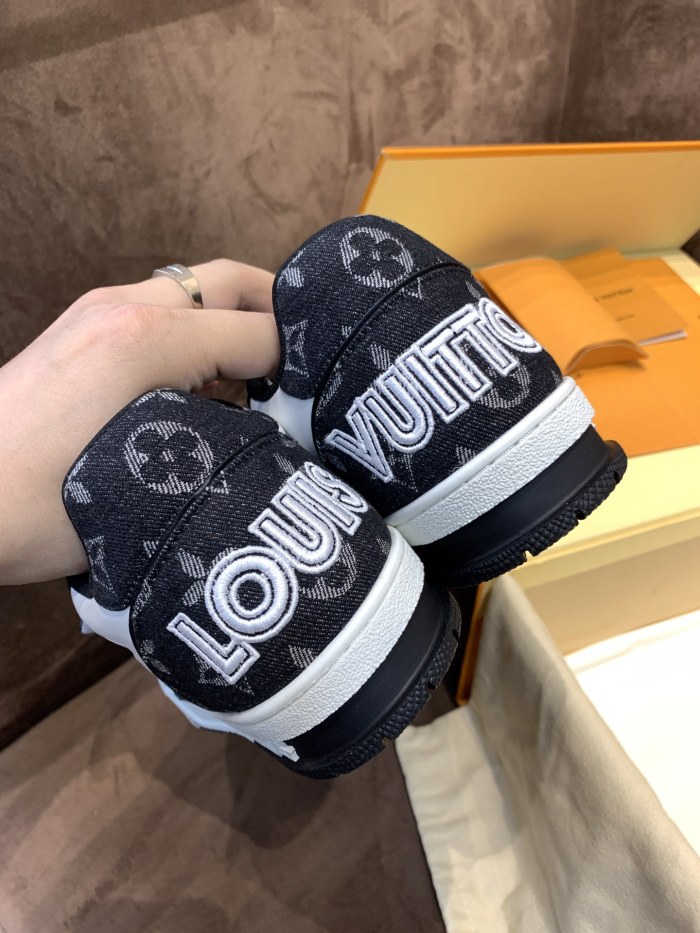 LV 003 Casual shoes XM 024