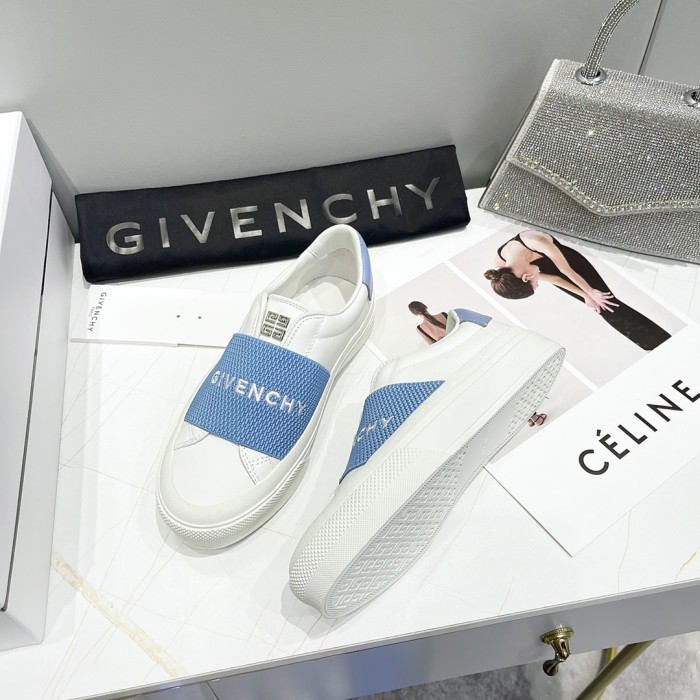 GIVENCHY 002 Casual shoes XM 003 02