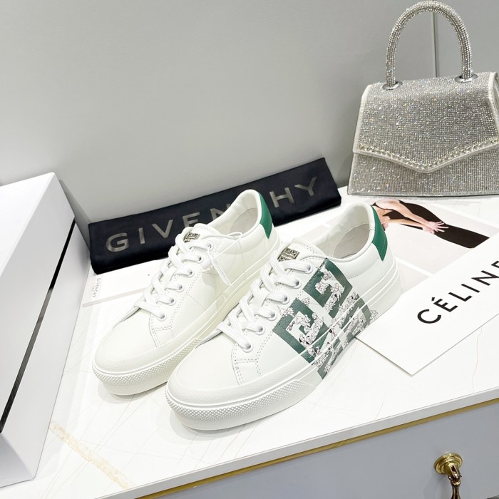 GIVENCHY 005 Casual shoes XM 023