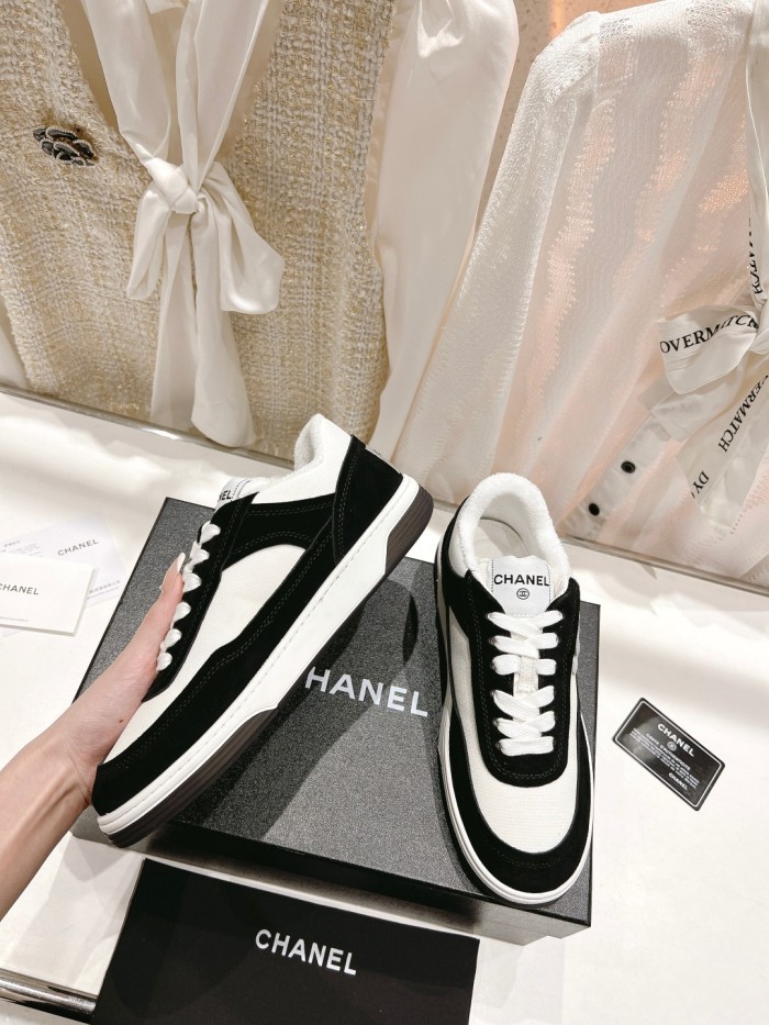 Chanel 002 Casual shoes XM 062