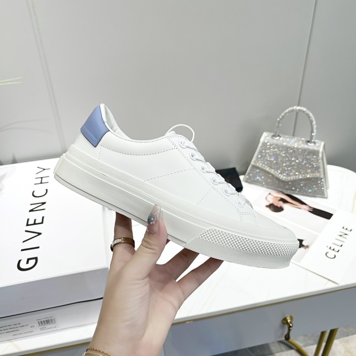GIVENCHY 007 Casual shoes XM 003
