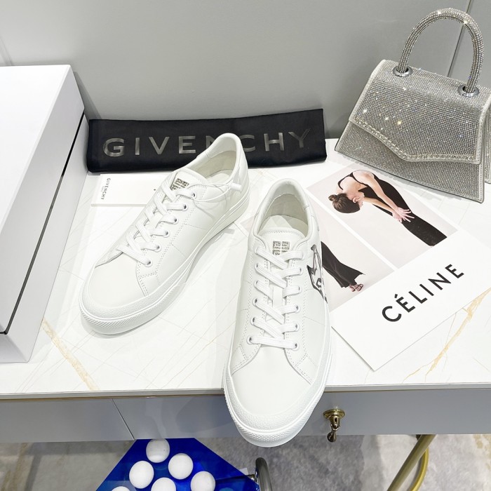 GIVENCHY 004 Casual shoes XM 023