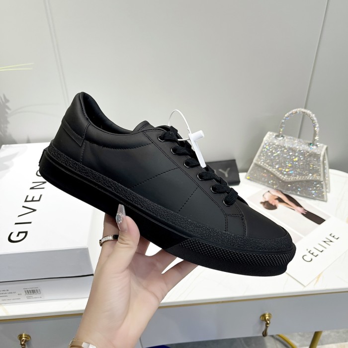 GIVENCHY 007 Casual shoes XM 003