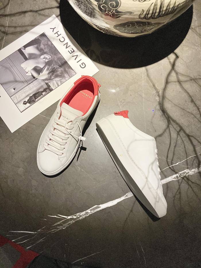 GIVENCHY 008 Casual shoes XM 092