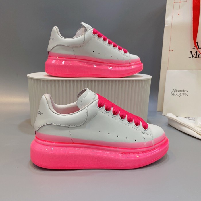Alexander McQUEEN 001 Casual shoes XM 063